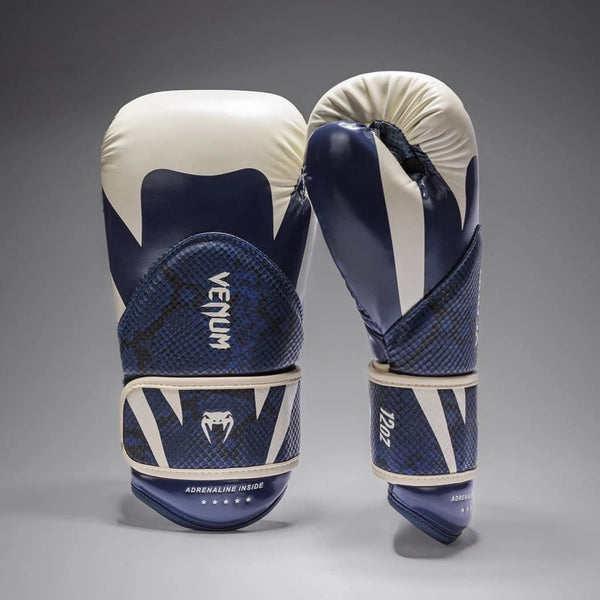 Venum Challenger 4.0 Scales Boxing Gloves