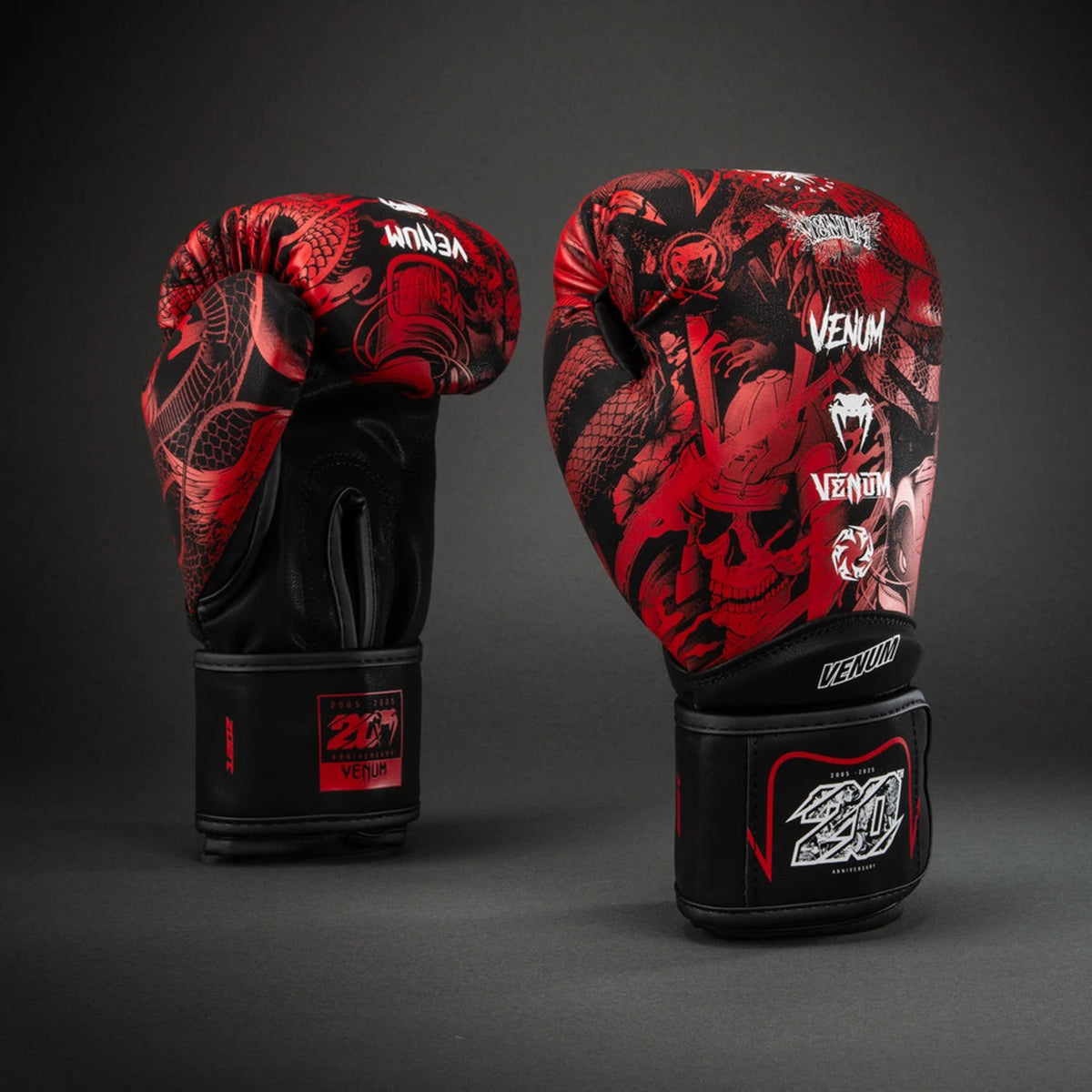 Venum 20° Boxing Gloves