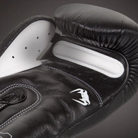 Venum Giant 3.0 Boxing Gloves